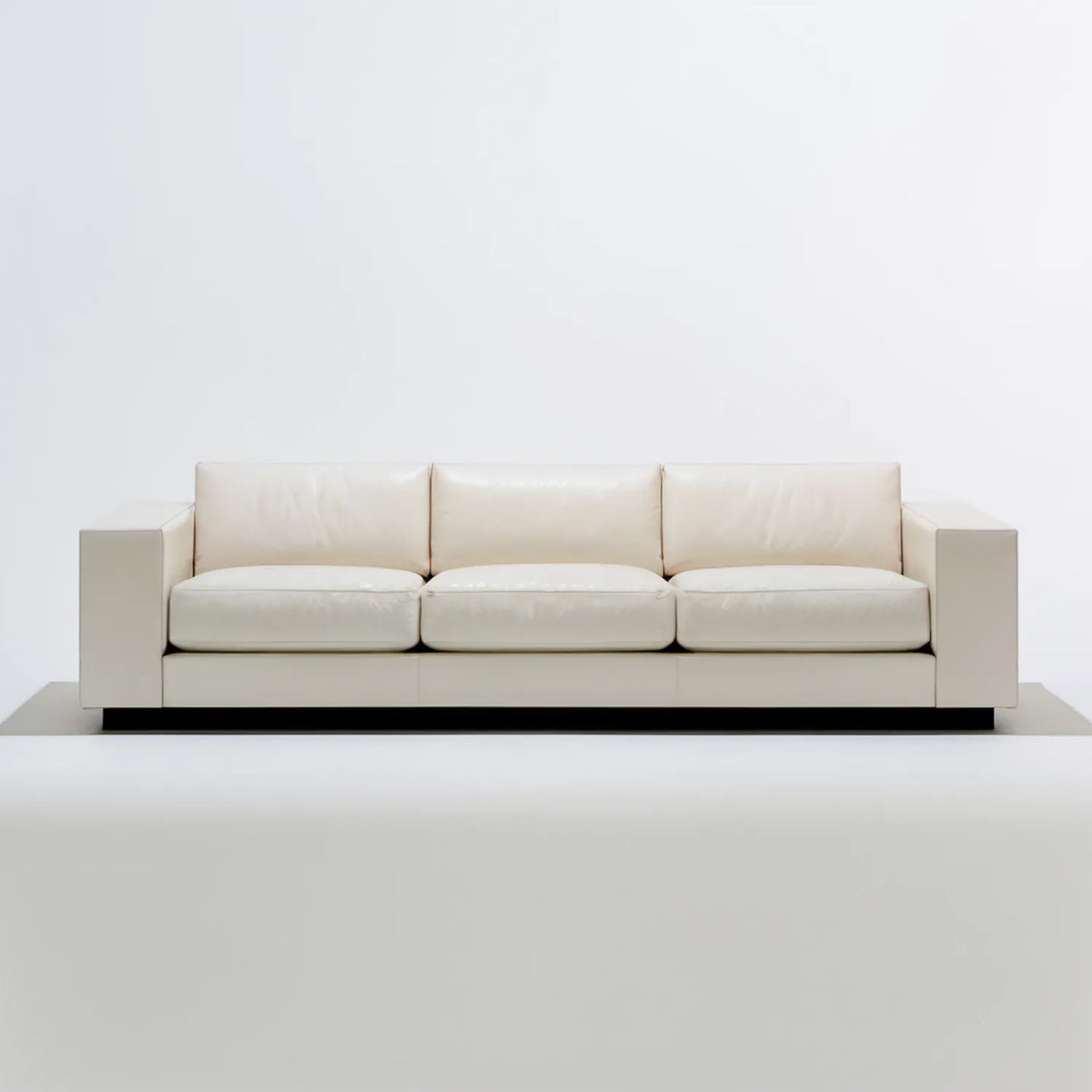 Trzyosobowa sofa z tapicerką ze skóry syntetycznej PU, kremowa/czarna, 240 x 95 x 82 cm